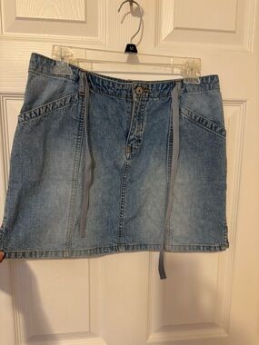 UNIONBAY Light Blue Denim Mini Skirt with Drawstring. Y2K
